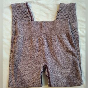 Victoria's Secret PINK Seamless Purple Heathered Legging Size Medium